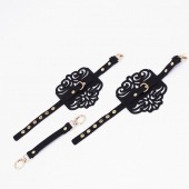 Черный фигурные оковы с золотистой фурнитурой - Crazy Handmade - купить с доставкой в Ногинске