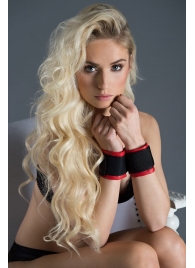 Полиуретановые манжеты для фиксации рук вместе Bound Together Wrist Restraints - Blush Novelties - купить с доставкой в Ногинске