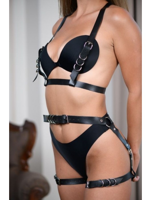 Черные гартеры из натуральной кожи с регулируемыми ремешками - БДСМ Арсенал - купить с доставкой в Ногинске